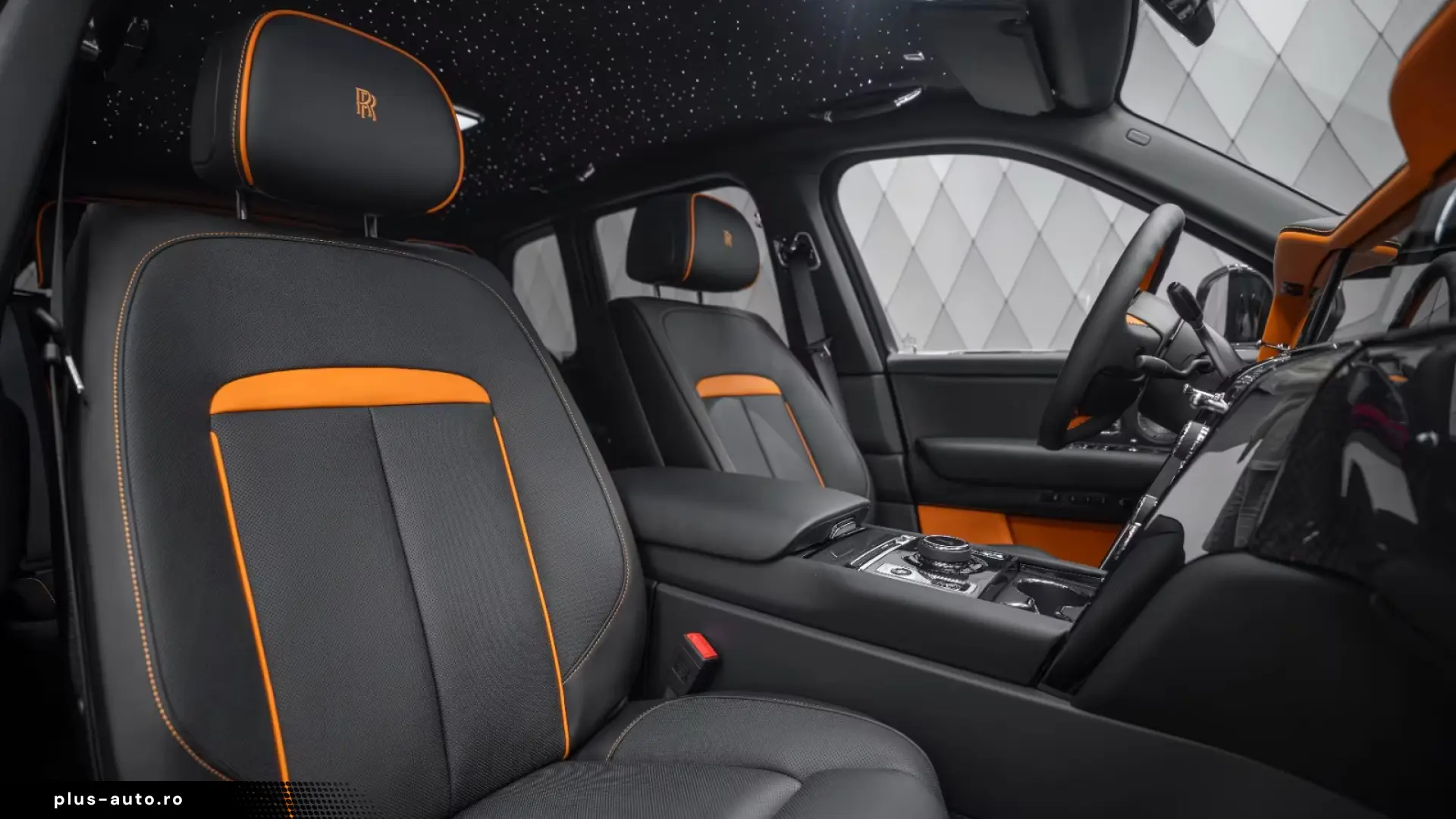 Rolls-Royce Cullinan BLACK BADGE 2026 BLACK BLACK-ORANGE