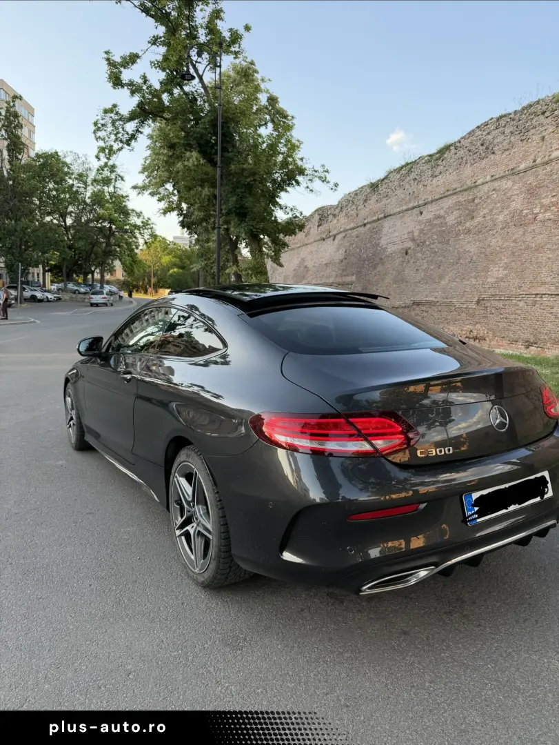 Mercedes-Benz C 300