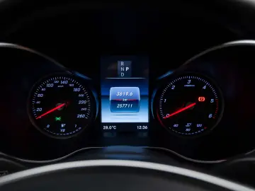 250 d 4MATIC 9G-TRONIC AMG Line