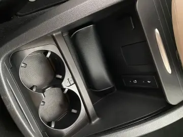 MERCEDES-BENZ V 300  Night Airmatic Burmester AMG-AHK-Leder