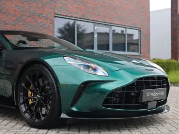 ASTON MARTIN Vantage Roadster 4.0 V8   Malachite - B&W