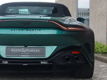 ASTON MARTIN Vantage Roadster 4.0 V8   Malachite - B&W