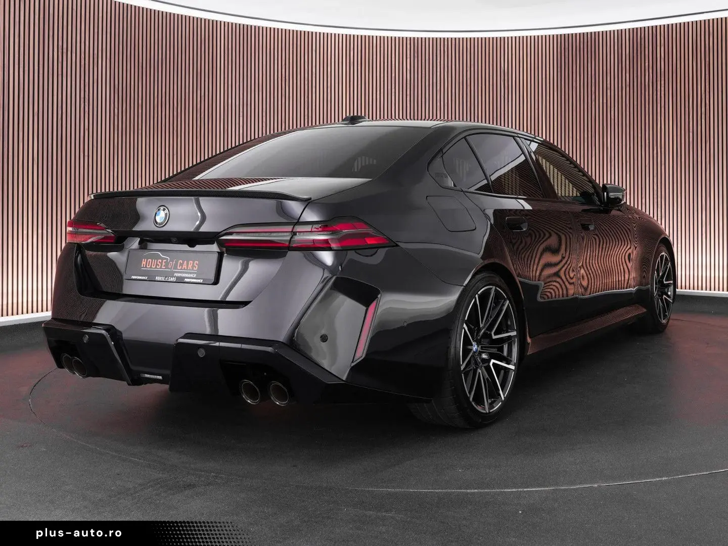 BMW M5  Carbon ext. Bowers&Wilkins head-up
