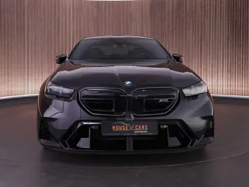 BMW M5  Carbon ext. Bowers&Wilkins head-up