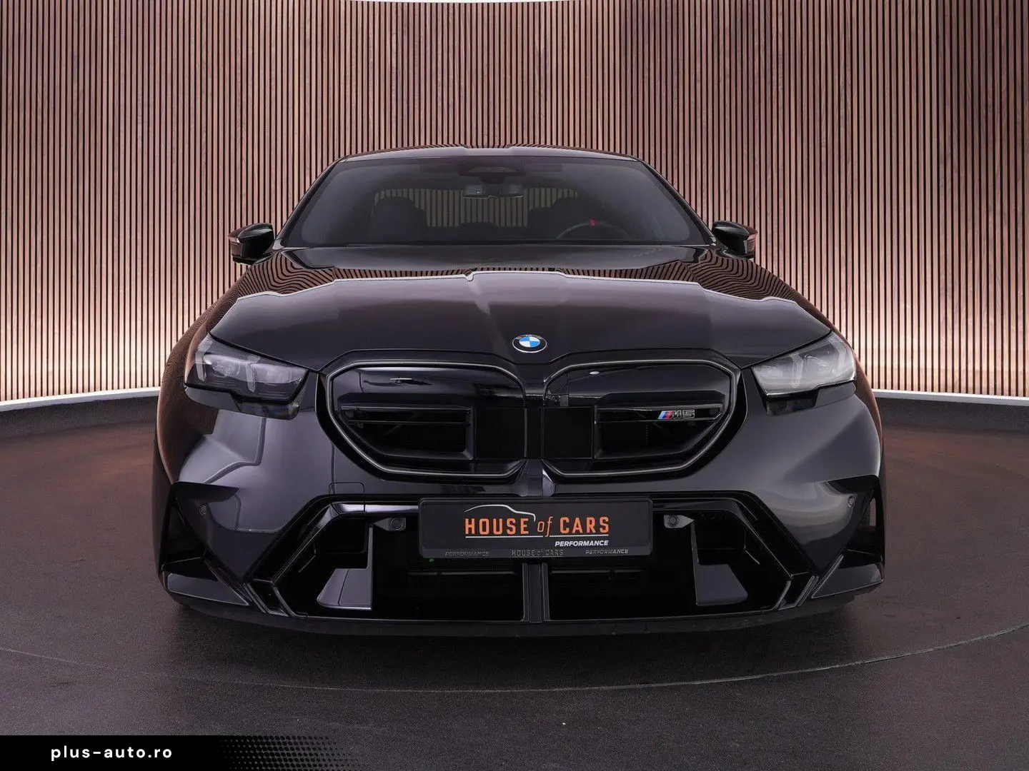 BMW M5  Carbon ext. Bowers&Wilkins head-up