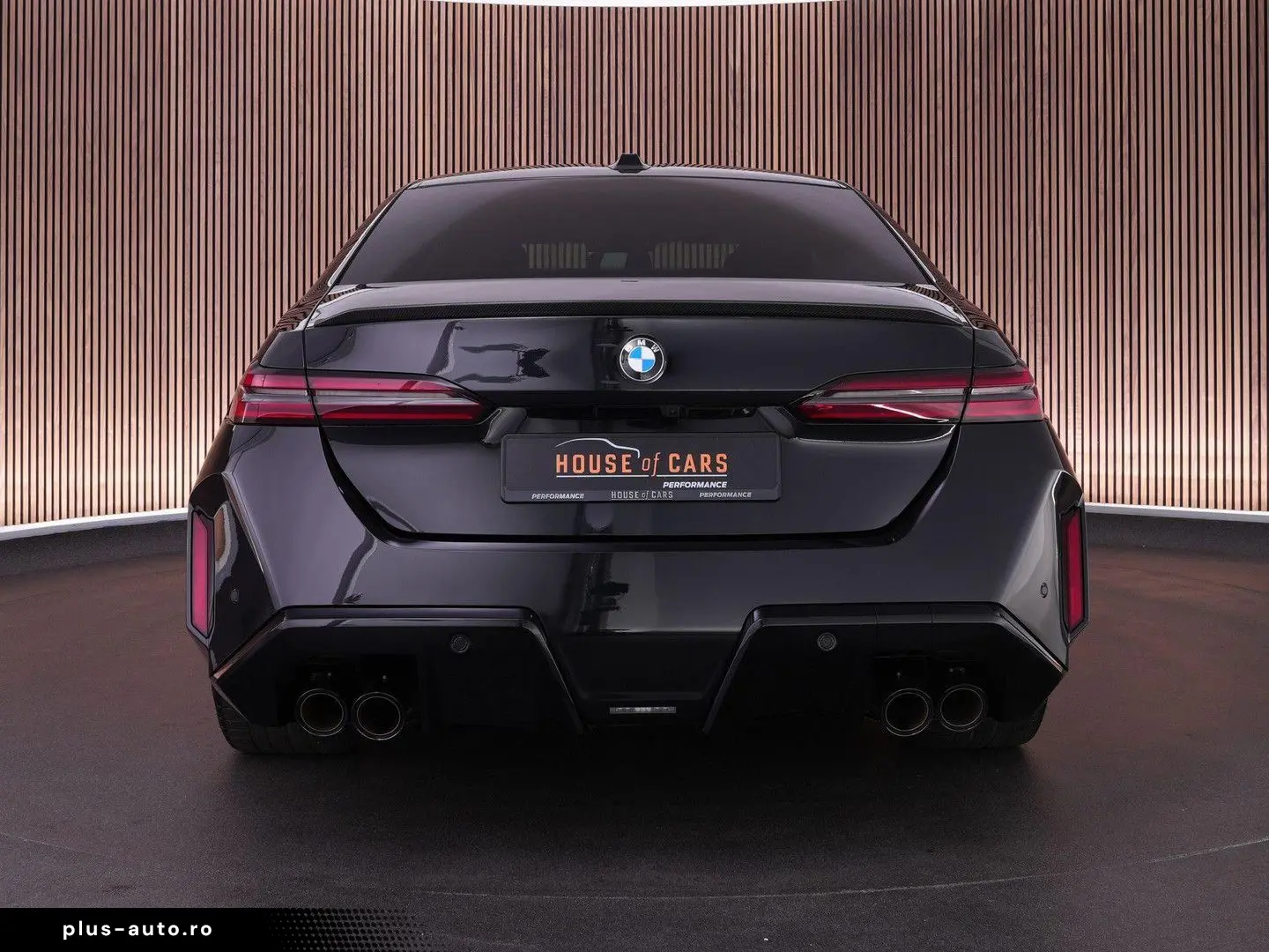 BMW M5  Carbon ext. Bowers&Wilkins head-up