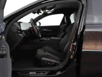 BMW M5  Carbon ext. Bowers&Wilkins head-up