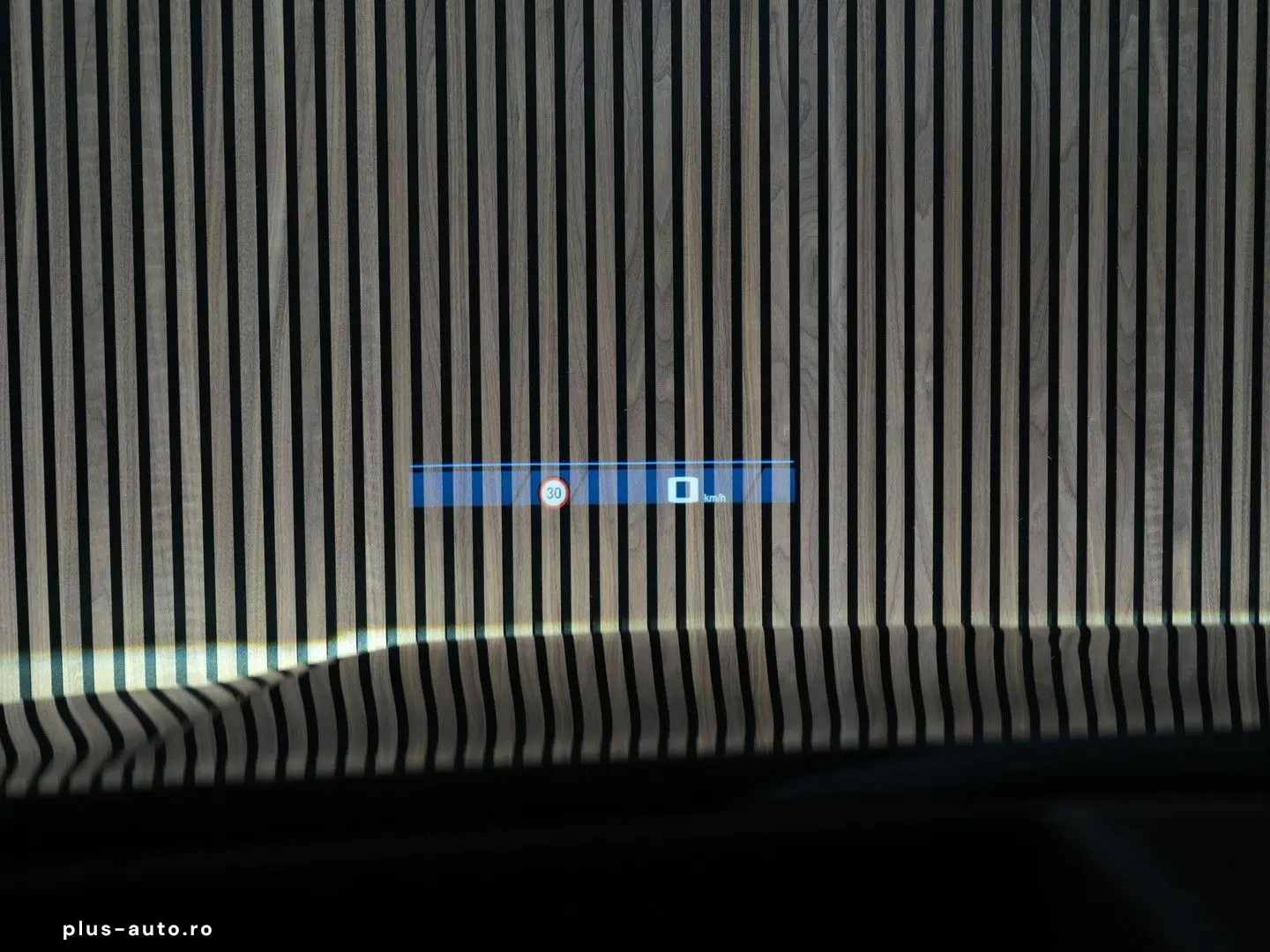 BMW M5  Carbon ext. Bowers&Wilkins head-up