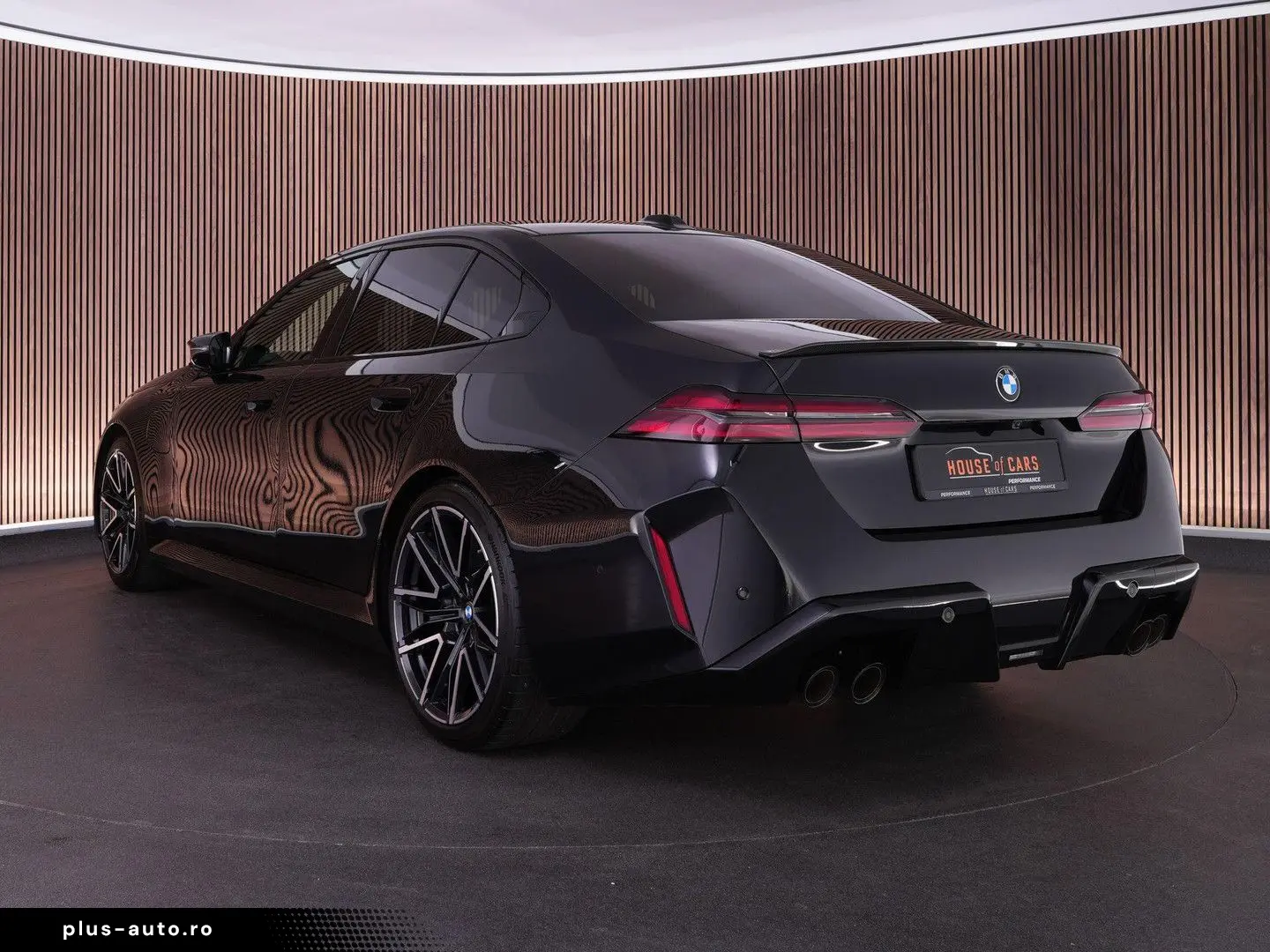 BMW M5  Carbon ext. Bowers&Wilkins head-up
