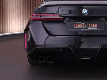 BMW M5  Carbon ext. Bowers&Wilkins head-up