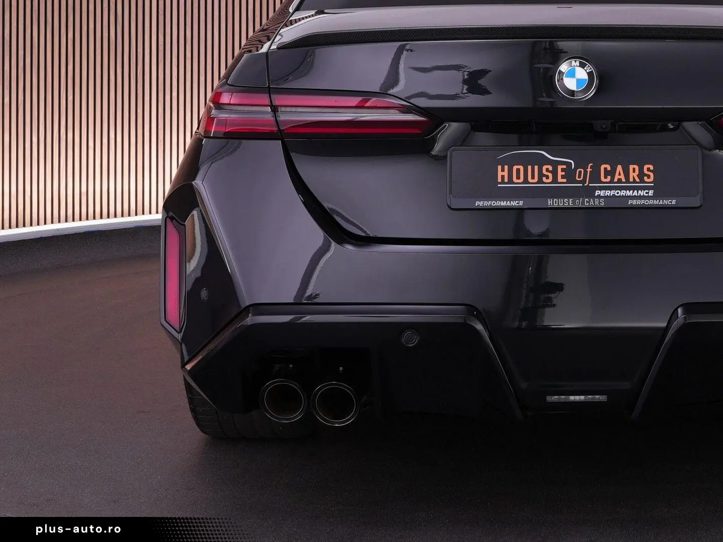 BMW M5  Carbon ext. Bowers&Wilkins head-up