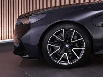 BMW M5  Carbon ext. Bowers&Wilkins head-up