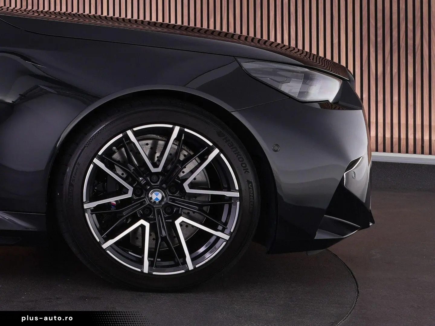 BMW M5  Carbon ext. Bowers&Wilkins head-up