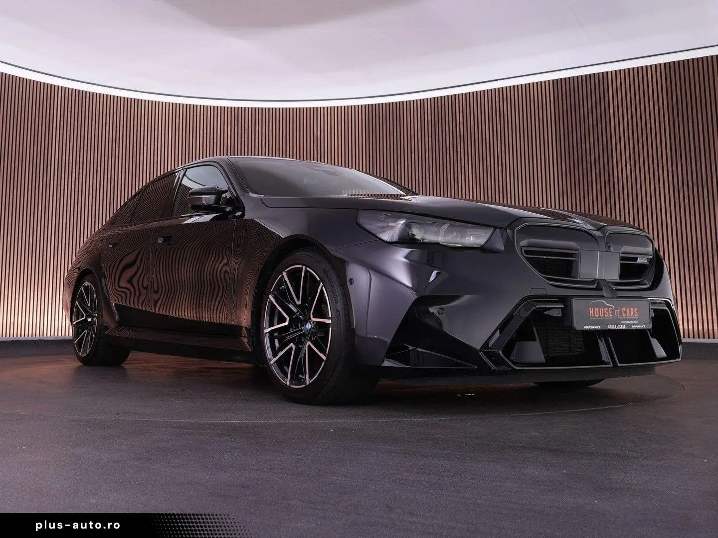BMW M5  Carbon ext. Bowers&Wilkins head-up