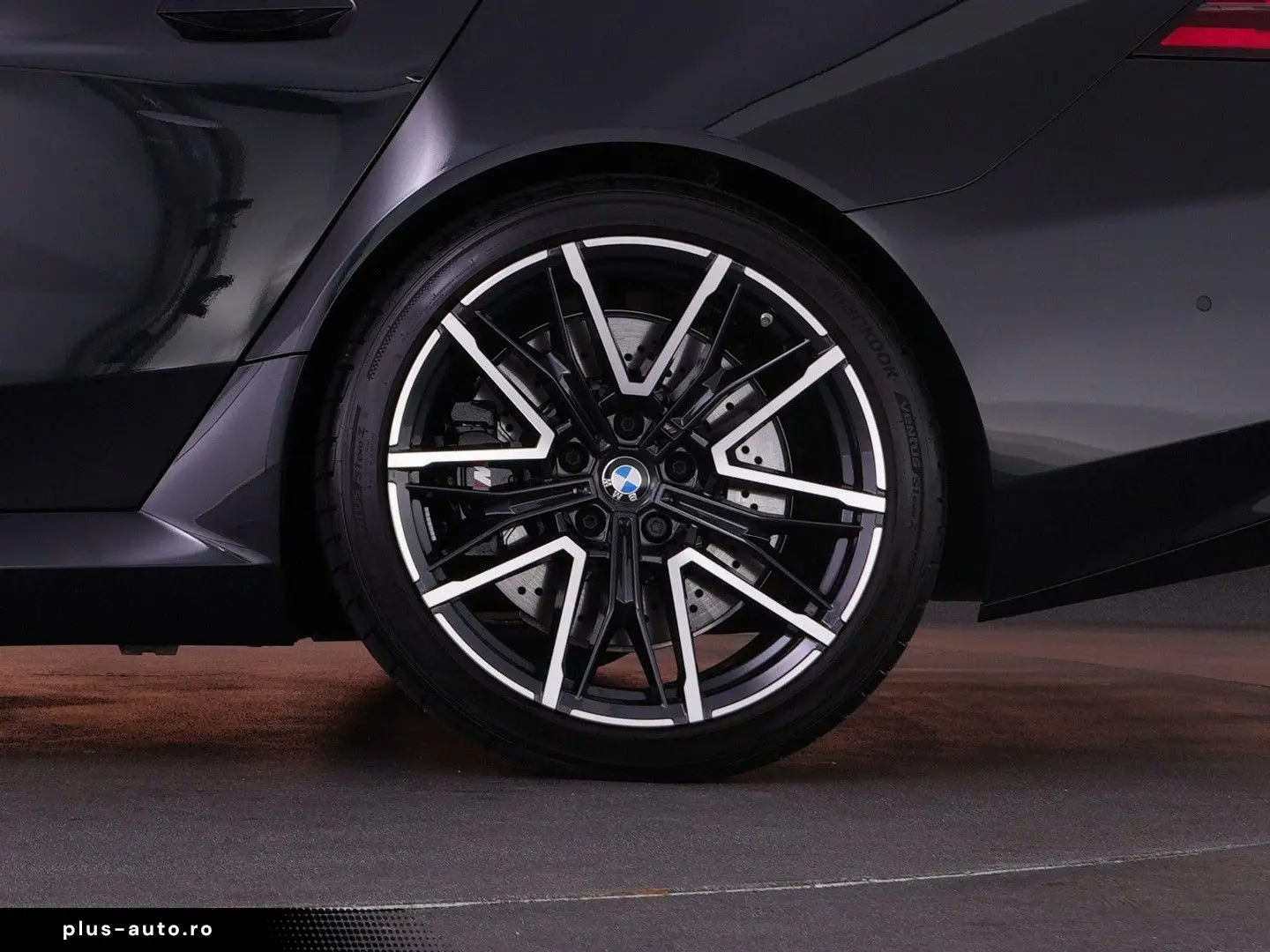 BMW M5  Carbon ext. Bowers&Wilkins head-up