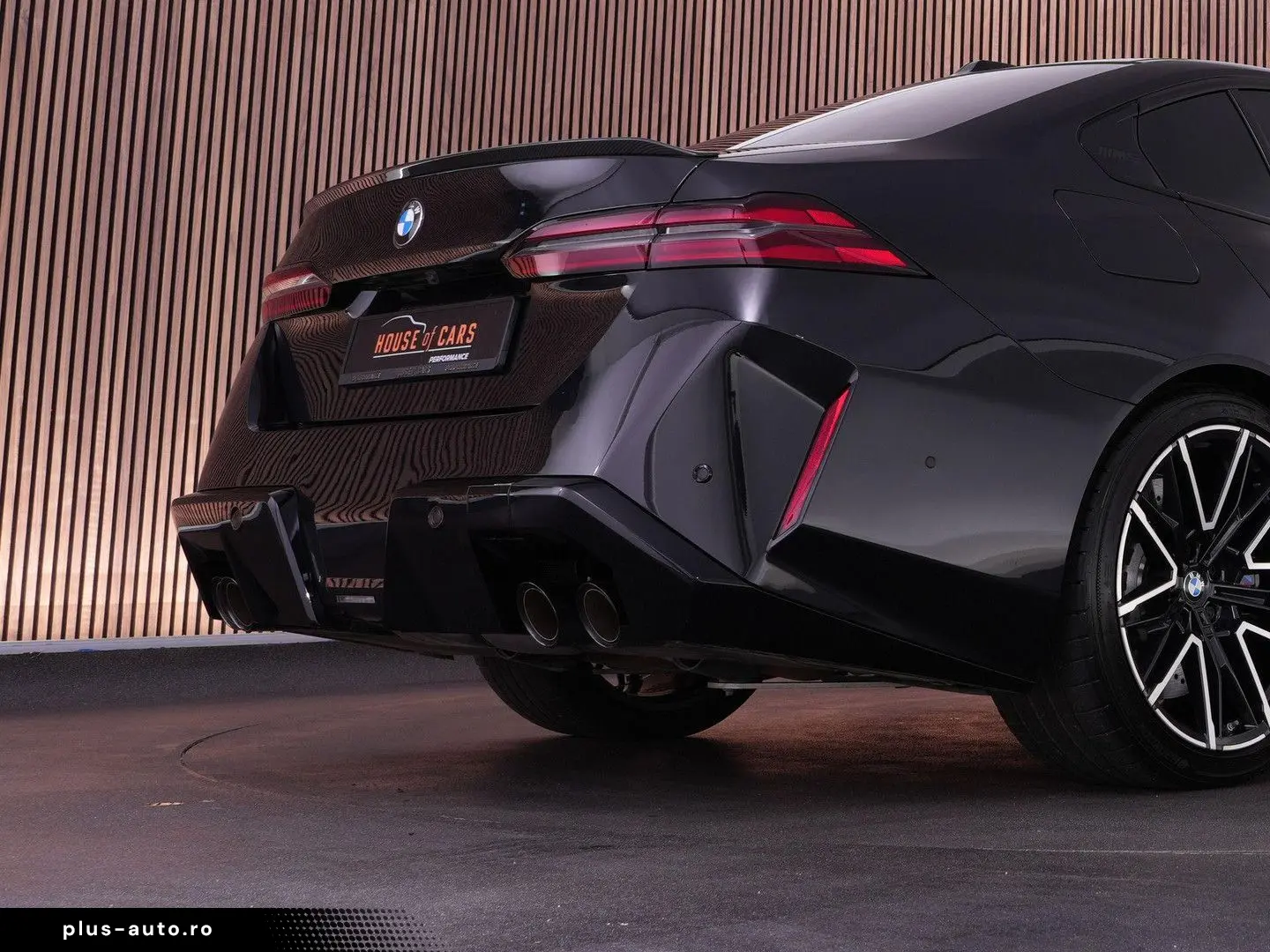 BMW M5  Carbon ext. Bowers&Wilkins head-up
