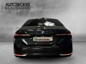 BMW 530 e xDrive LIMO