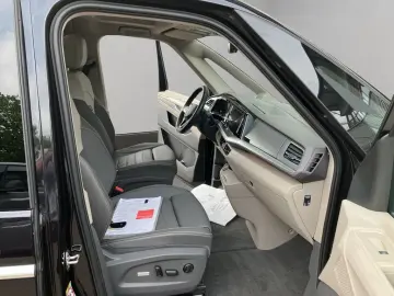 VW T7 Multivan Style eHybrid 4Mot 7Sitze Leder AHK