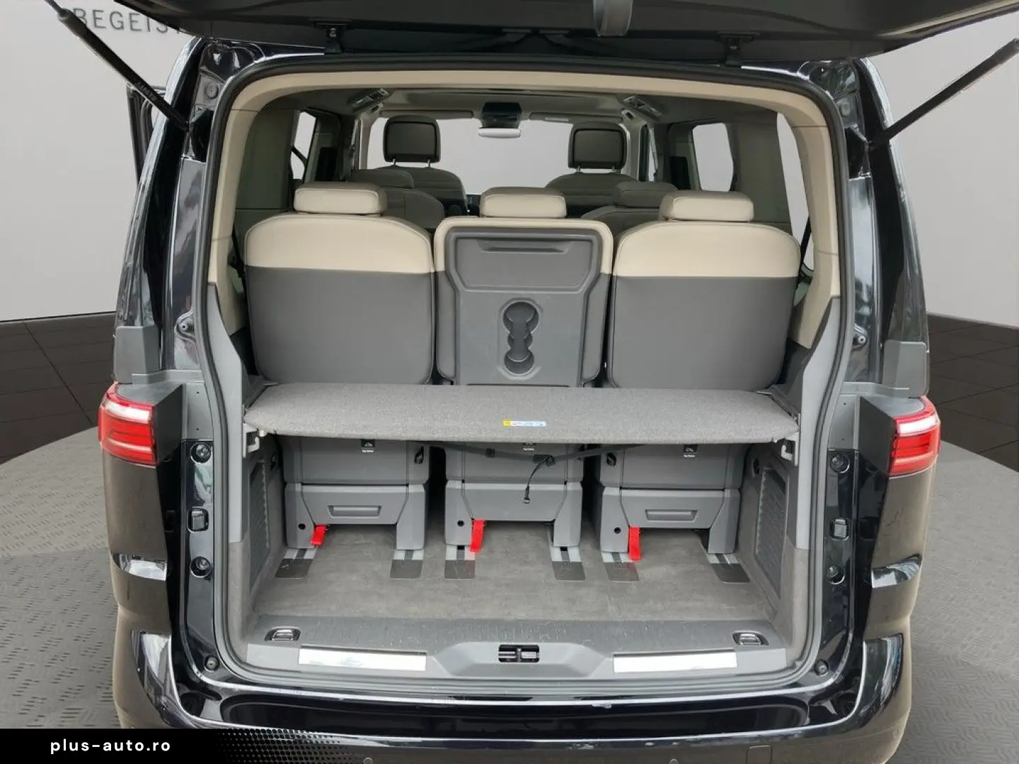 VW T7 Multivan Style eHybrid 4Mot 7Sitze Leder AHK