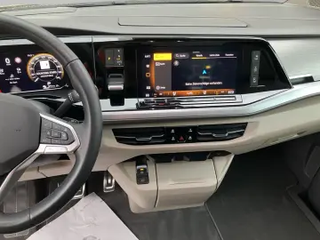 VW T7 Multivan Style eHybrid Allrad Pano AreaView