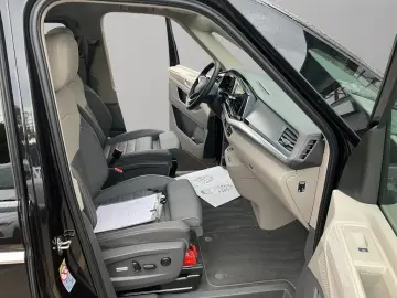 VW T7 Multivan Style eHybrid Allrad Pano AreaView