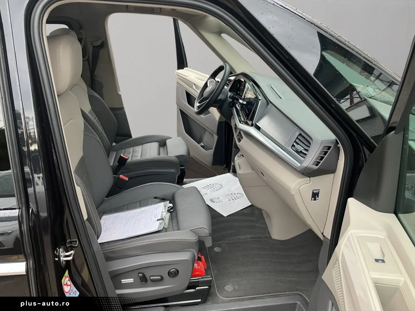 VW T7 Multivan Style eHybrid Allrad Pano AreaView