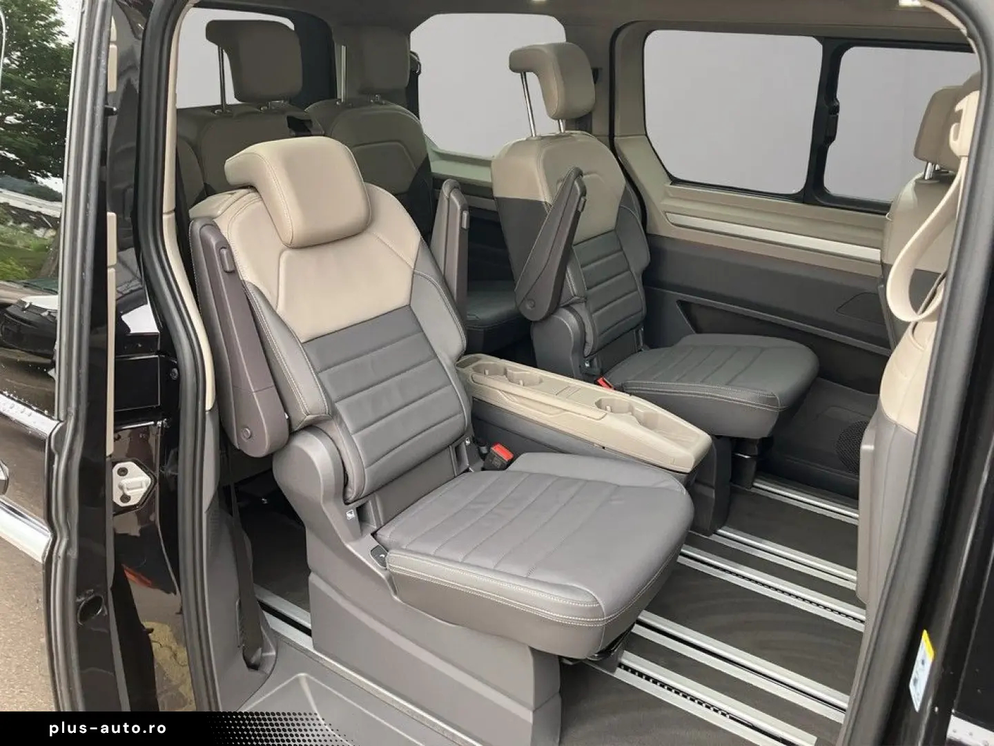 VW T7 Multivan Style eHybrid Allrad Pano AreaView