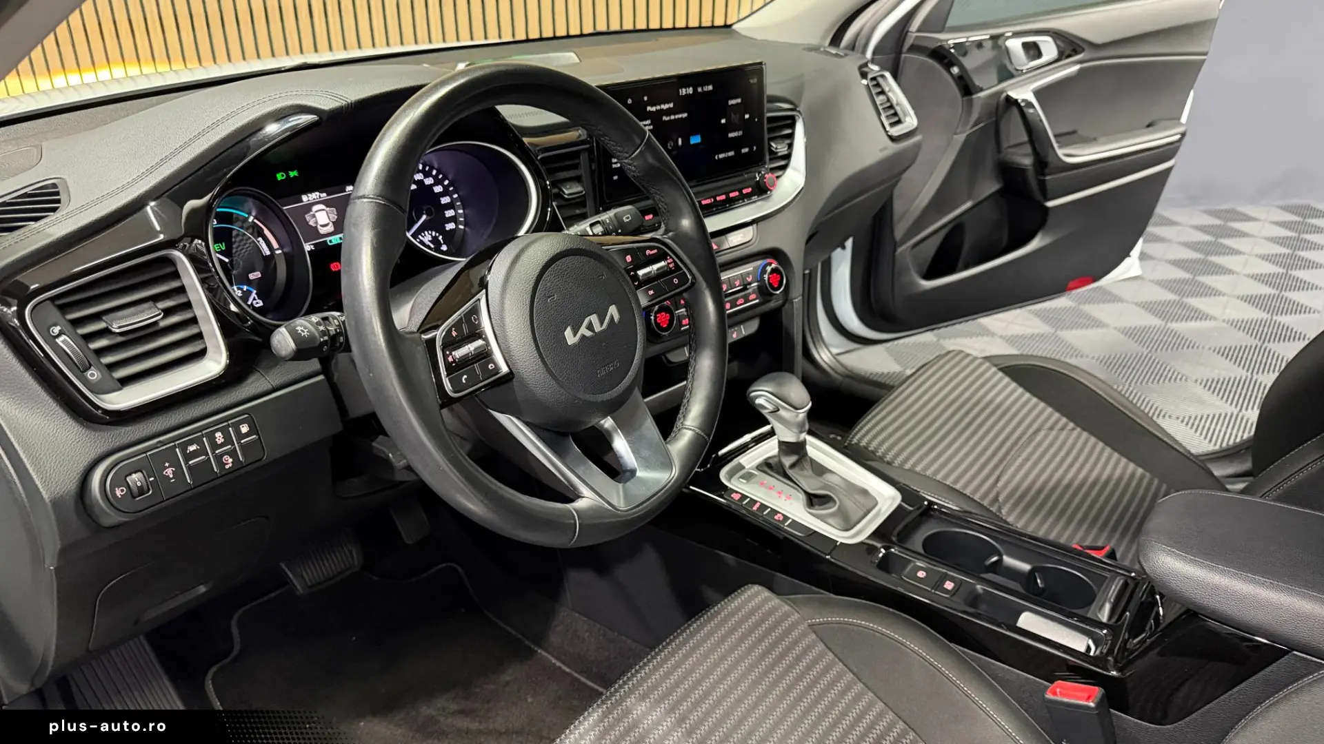 KIA XCeed 1.6 GDI DCT6 OPF Plug-in-Hybrid Vision