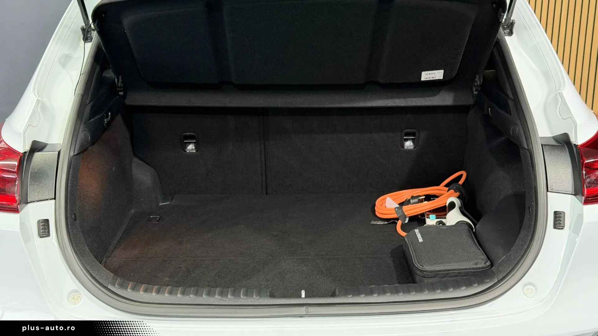 KIA XCeed 1.6 GDI DCT6 OPF Plug-in-Hybrid Vision