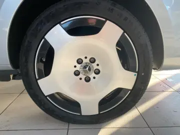 MERCEDES-BENZ V 300 d 4MATIC AVA Lang