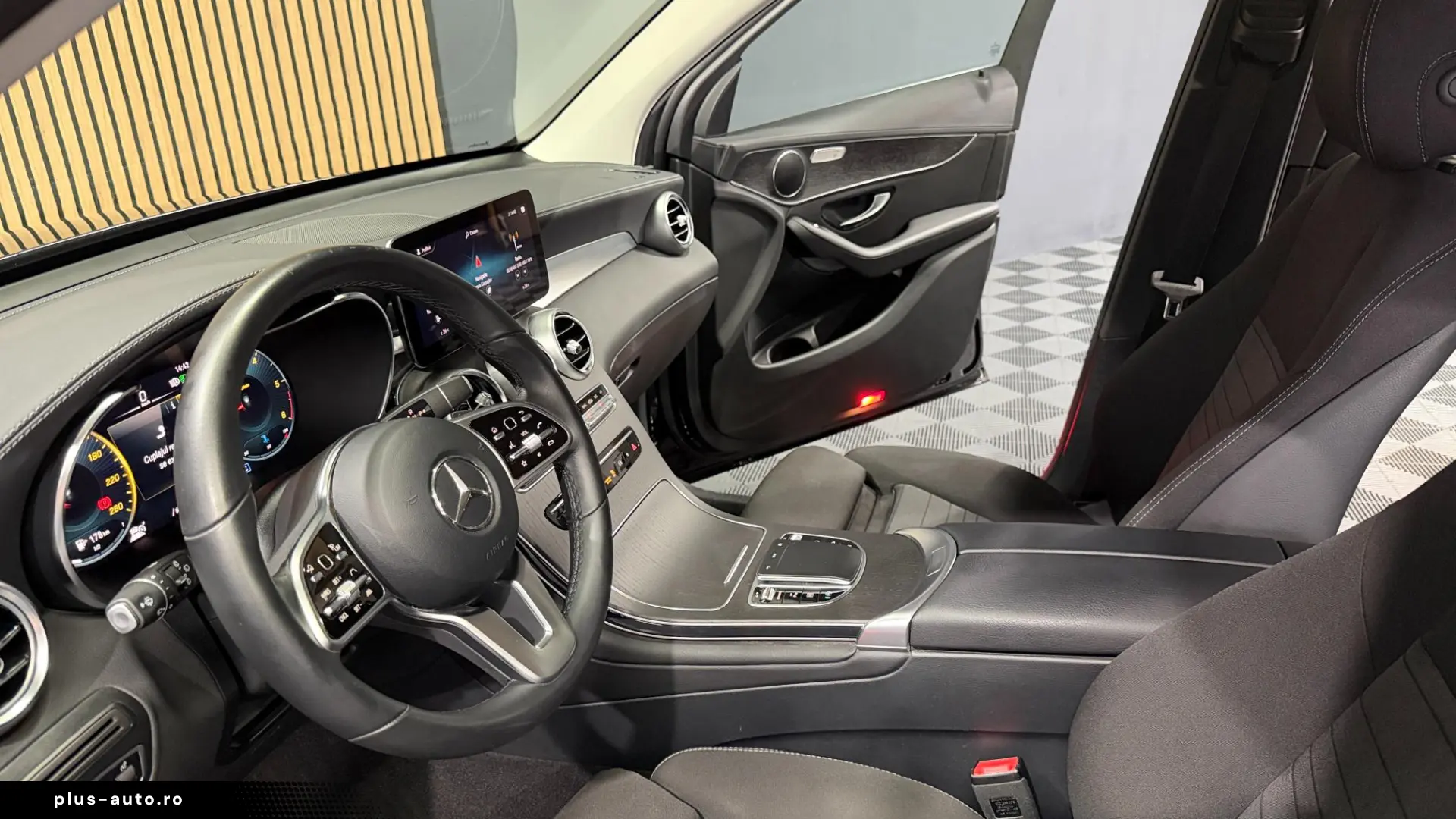 MERCEDES GLC 220 d 4Matic 9G-TRONIC