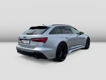 AUDI RS 6 Avant 4.0TFSI quattro Luft Optik schwarz