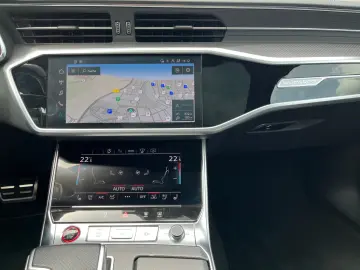 AUDI RS 6 Avant 4.0TFSI quattro Luft Optik schwarz