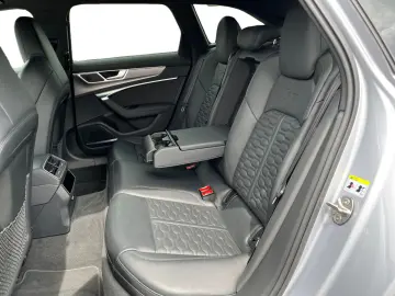 AUDI RS 6 Avant 4.0TFSI quattro Luft Optik schwarz
