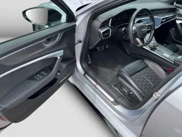 AUDI RS 6 Avant 4.0TFSI quattro Luft Optik schwarz