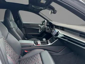 AUDI RS6 Avant 4.0 TFSI Quattro Navi Matrix Ahk Head