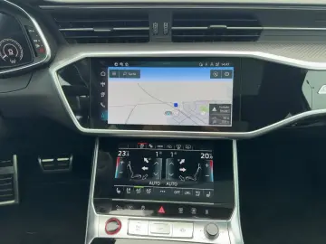 AUDI RS6 Avant 4.0 TFSI Quattro Navi Matrix Ahk Head