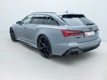 AUDI RS 6 Avant 4.0 TFSI TIPT QUA MATRIX PANO B&O HUD