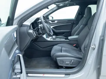 AUDI RS 6 Avant 4.0 TFSI TIPT QUA MATRIX PANO B&O HUD