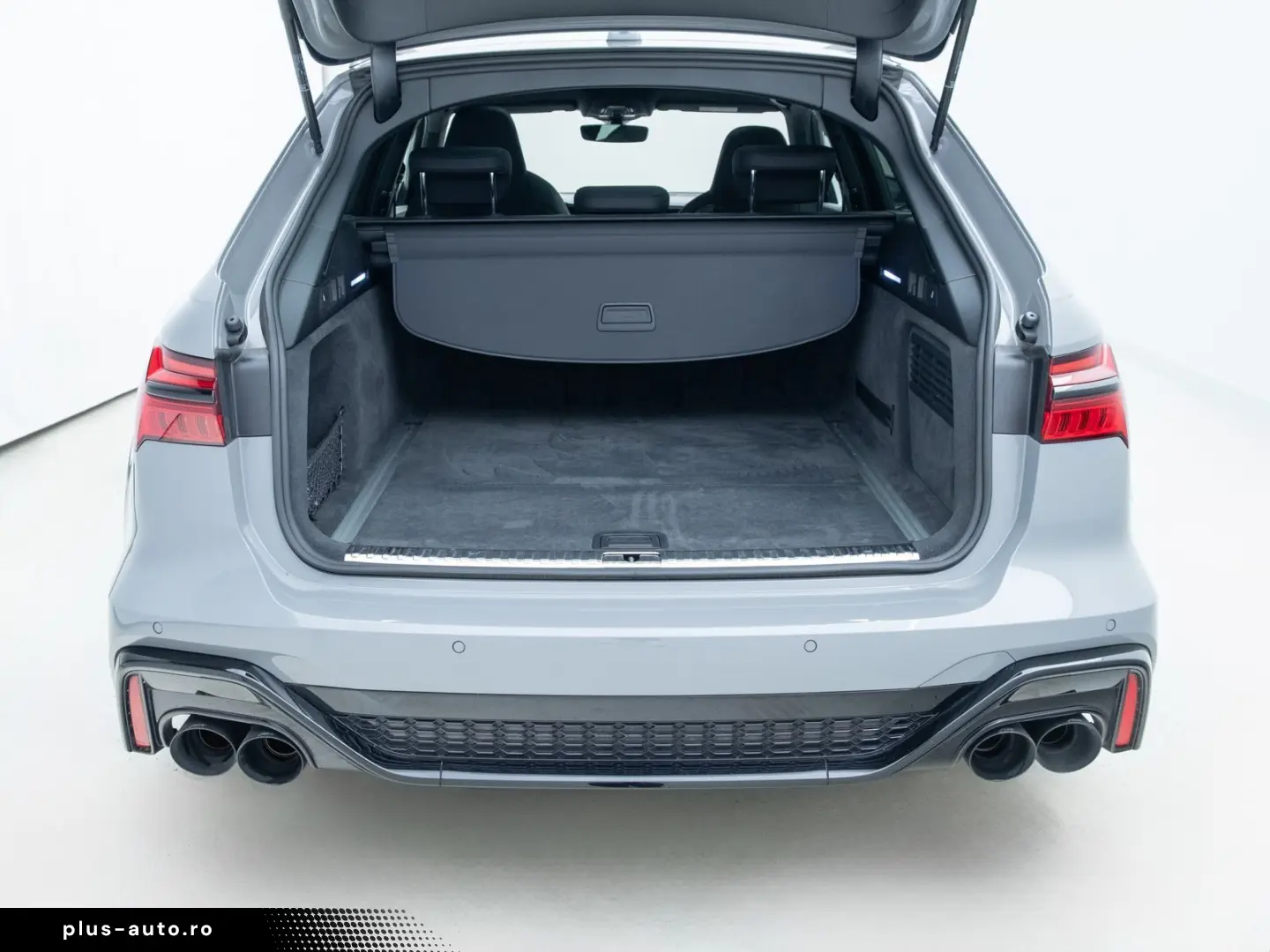 AUDI RS 6 Avant 4.0 TFSI TIPT QUA MATRIX PANO B&O HUD