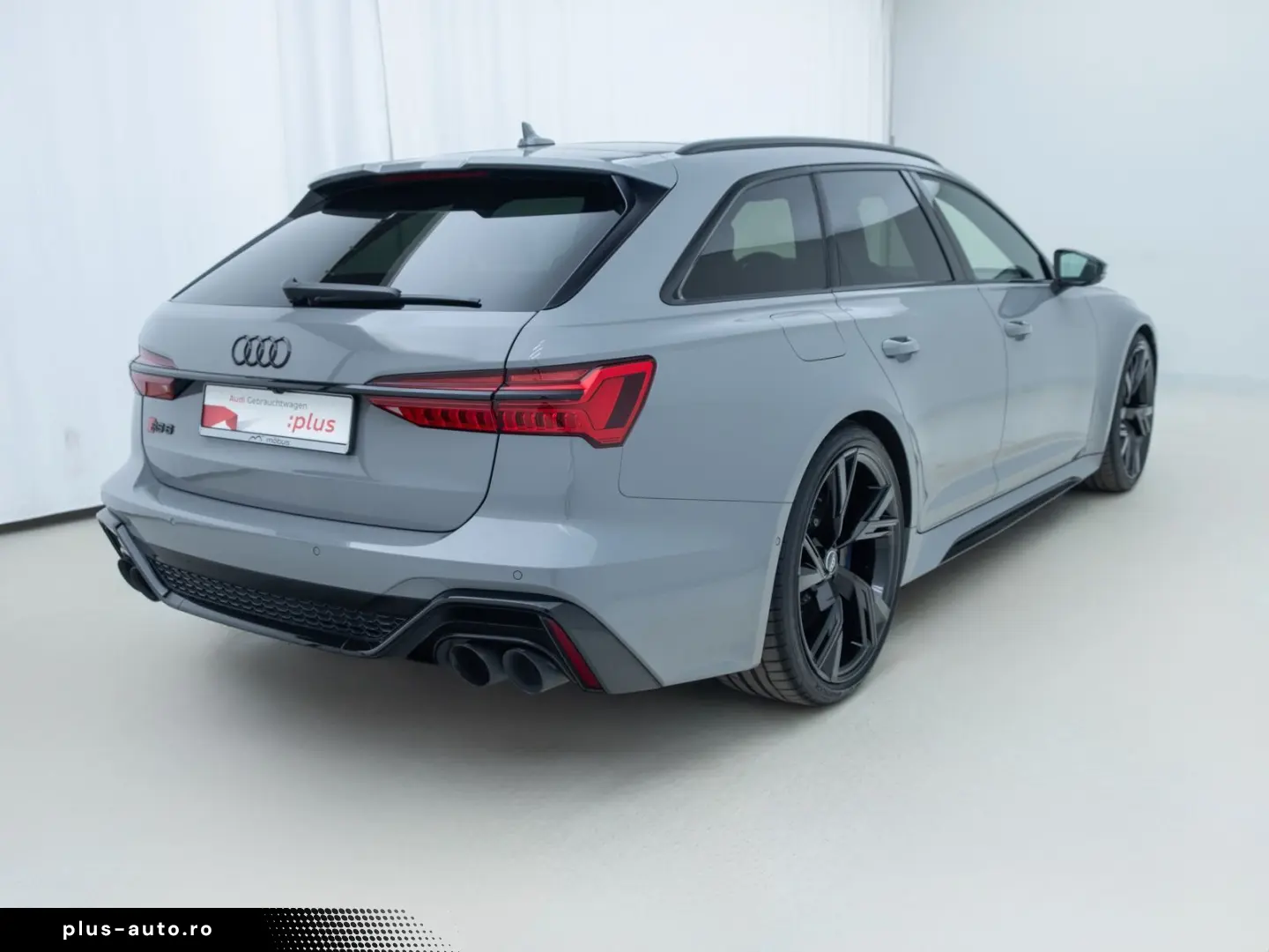 AUDI RS 6 Avant 4.0 TFSI TIPT QUA MATRIX PANO B&O HUD