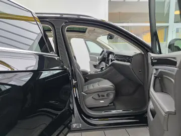 VW Touareg 4Motion R-Line Panorama Allradlenkung