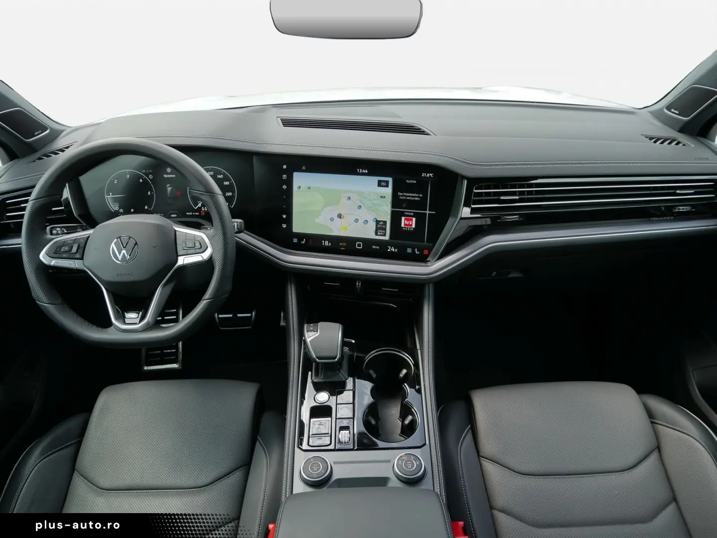 VW Touareg 3.0 TDI R-Line Pano AHK DYNAUDIO Massage