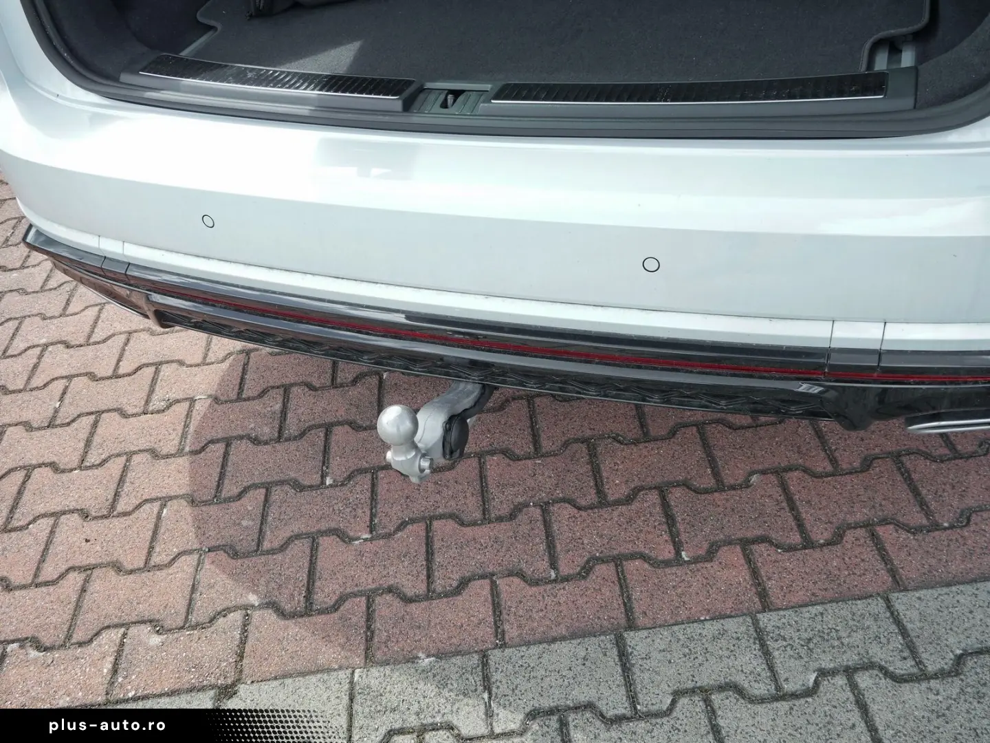 VW Touareg 3.0 TDI R-Line Pano AHK DYNAUDIO Massage