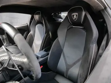 LAMBORGHINI Revuelto Grigio Titans  Full High Assistant Pack