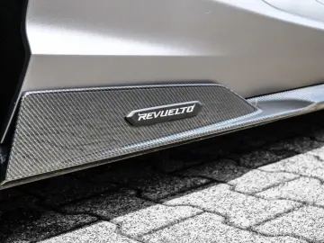 LAMBORGHINI Revuelto Grigio Titans  Full High Assistant Pack
