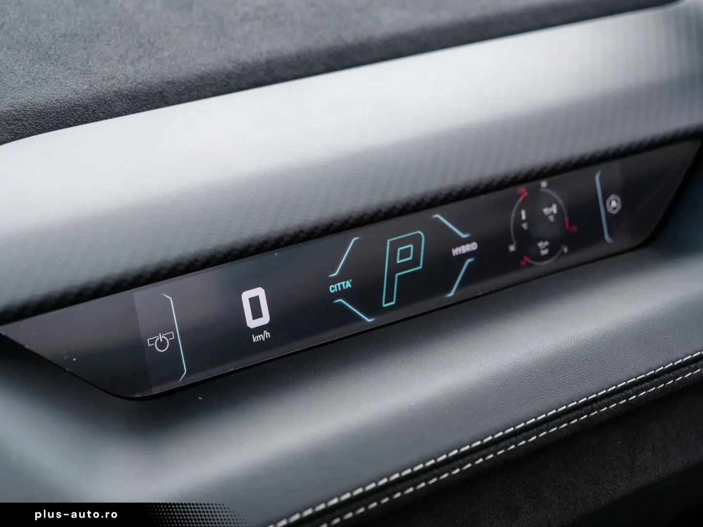 LAMBORGHINI Revuelto 2025 — imagine 24