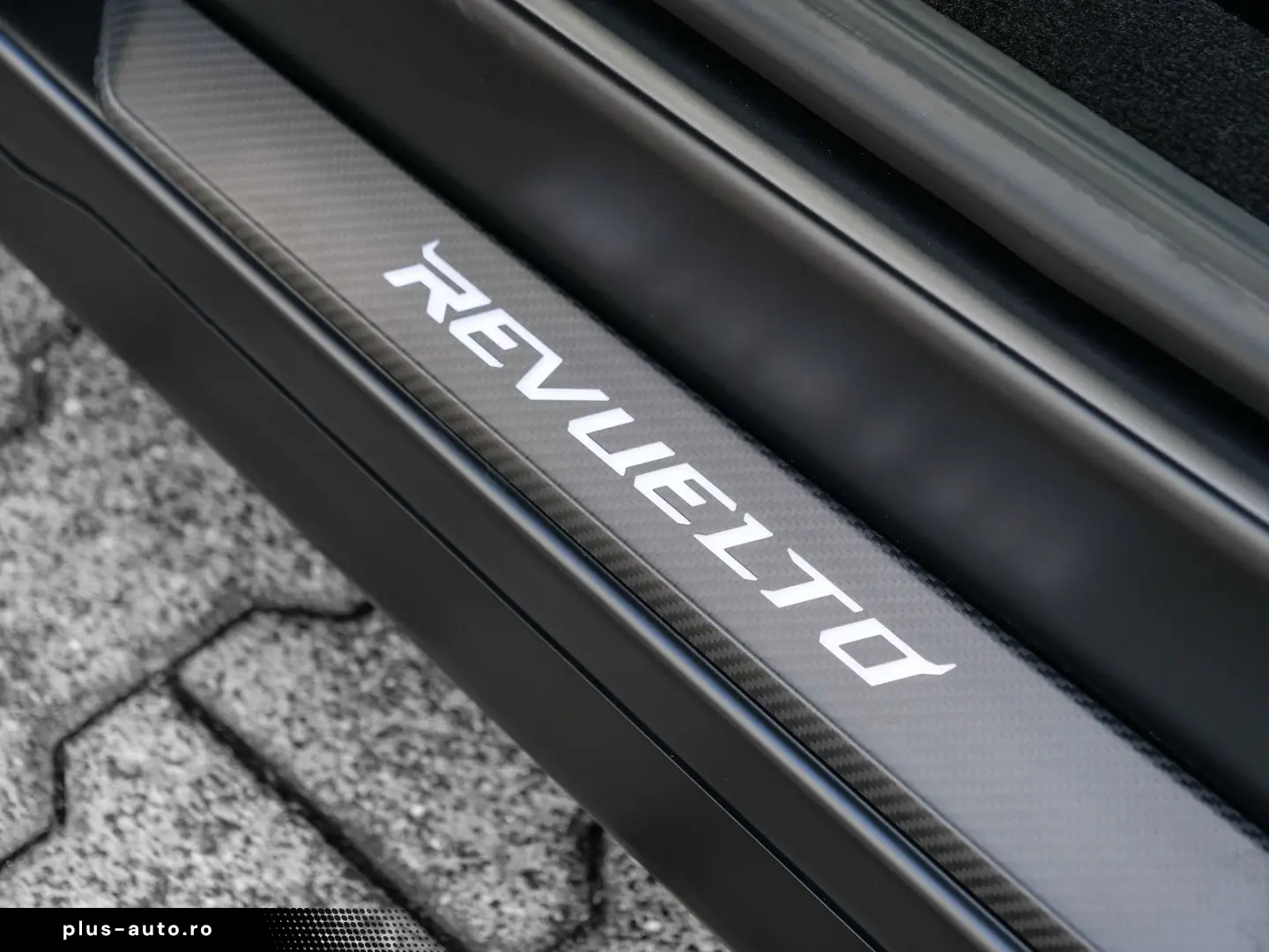 LAMBORGHINI Revuelto 2025 — imagine 30