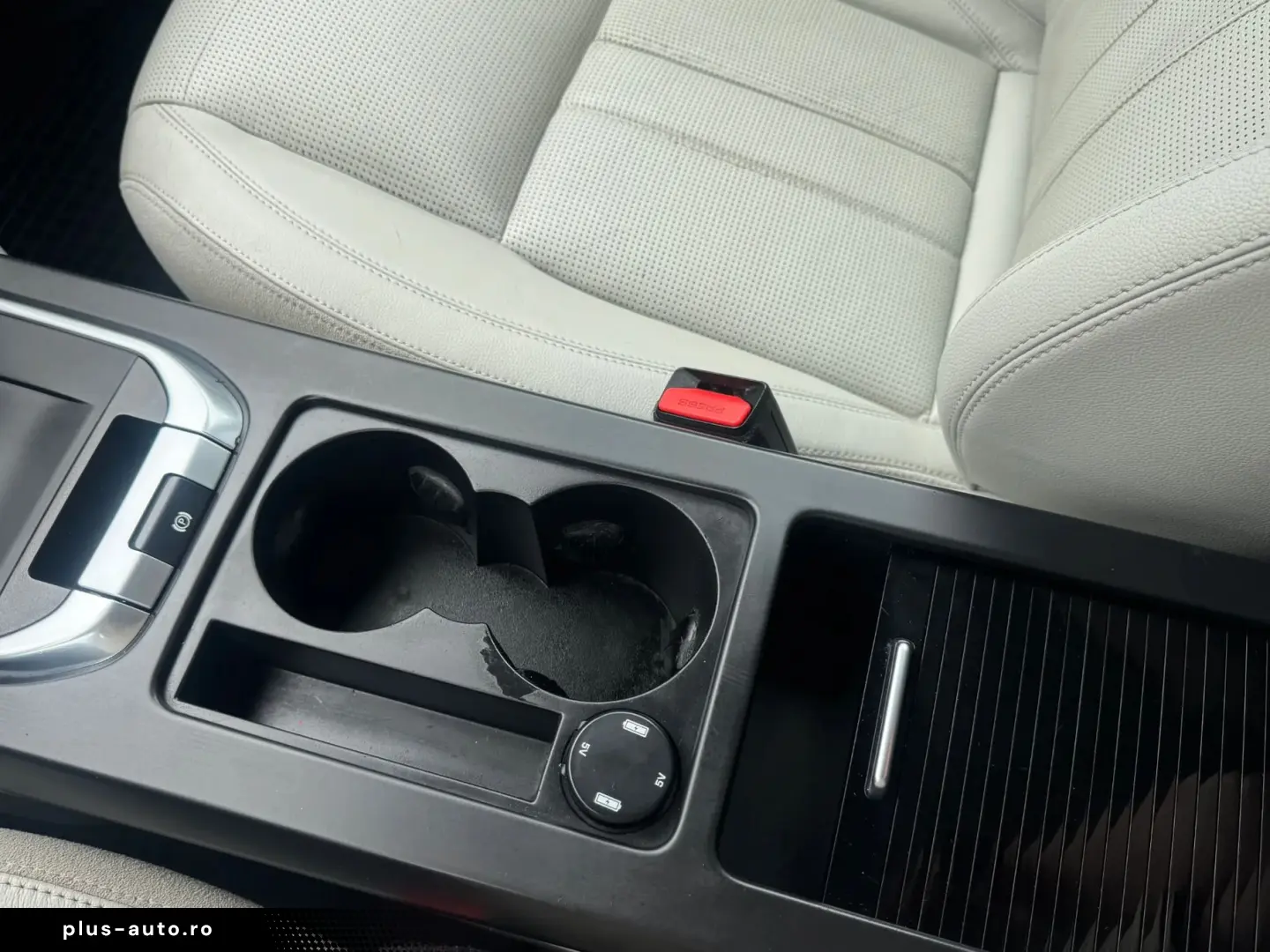 Land-Rover Discovery-Sport