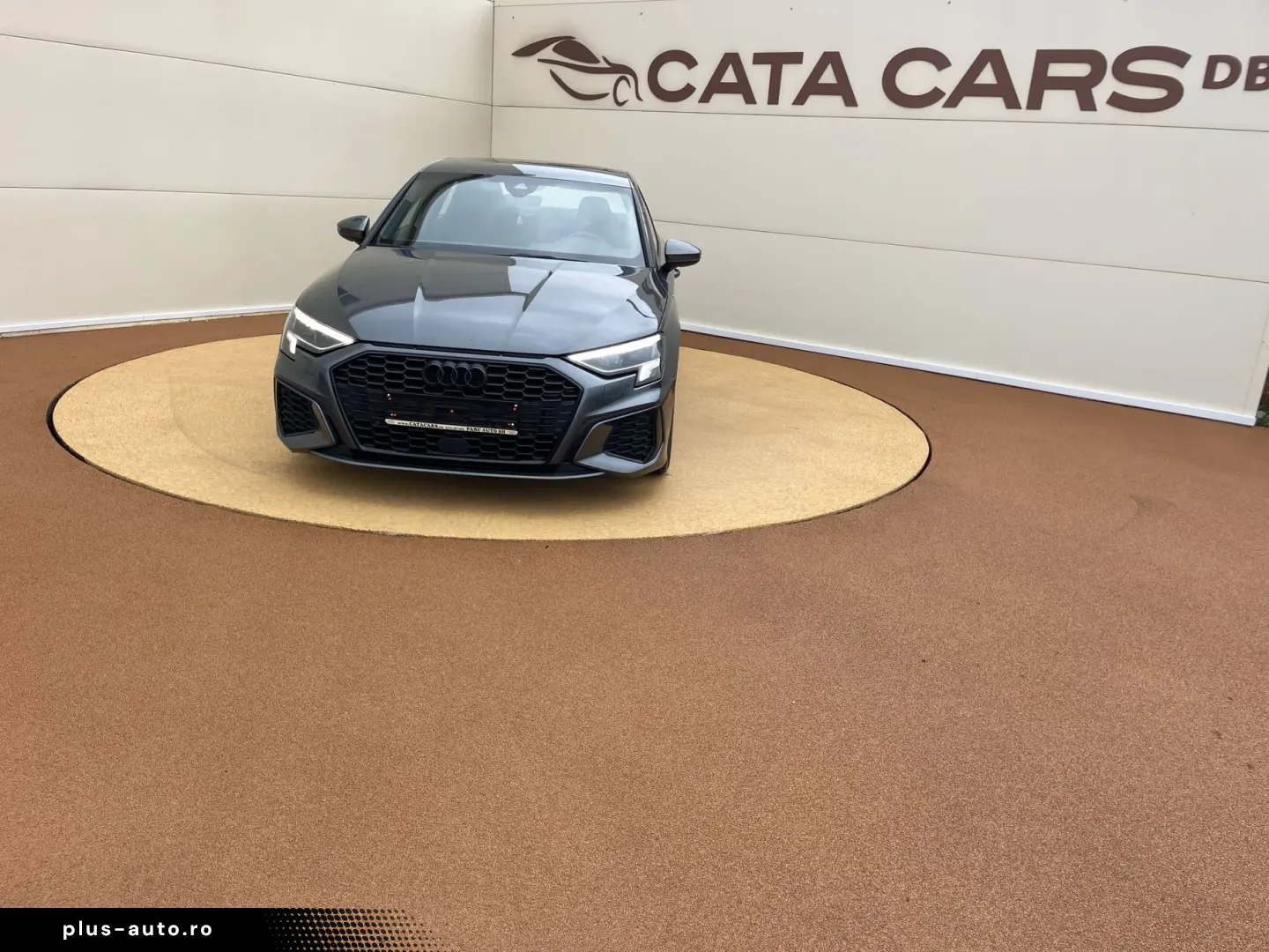 Audi A3  2.0TDI  116CP  LED  Navi  Distronic  Cockpit  CarPl